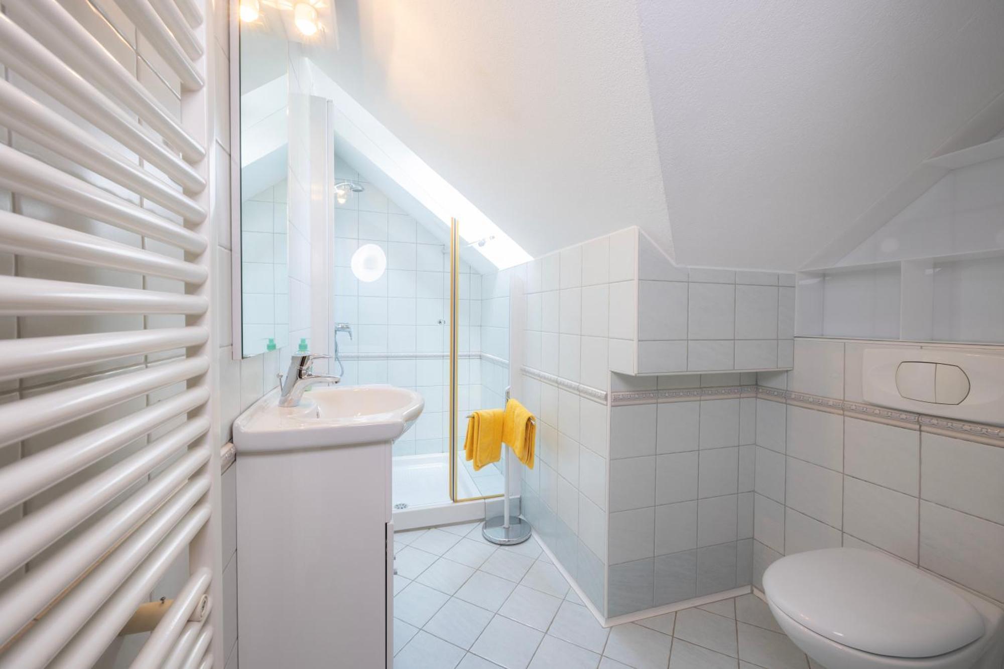 Apartma In Bungalov Jezerci Gozd Martuljek Exterior photo
